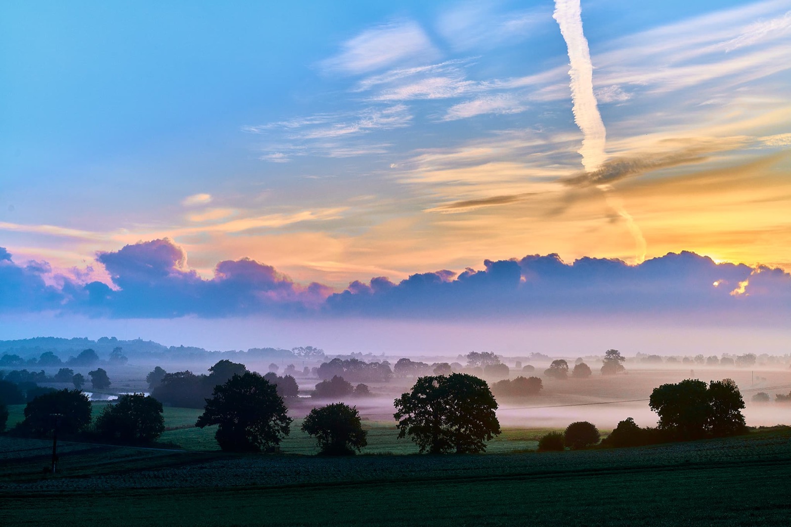 La brume se lève dans le marais de Saint-Méloir des Ondes