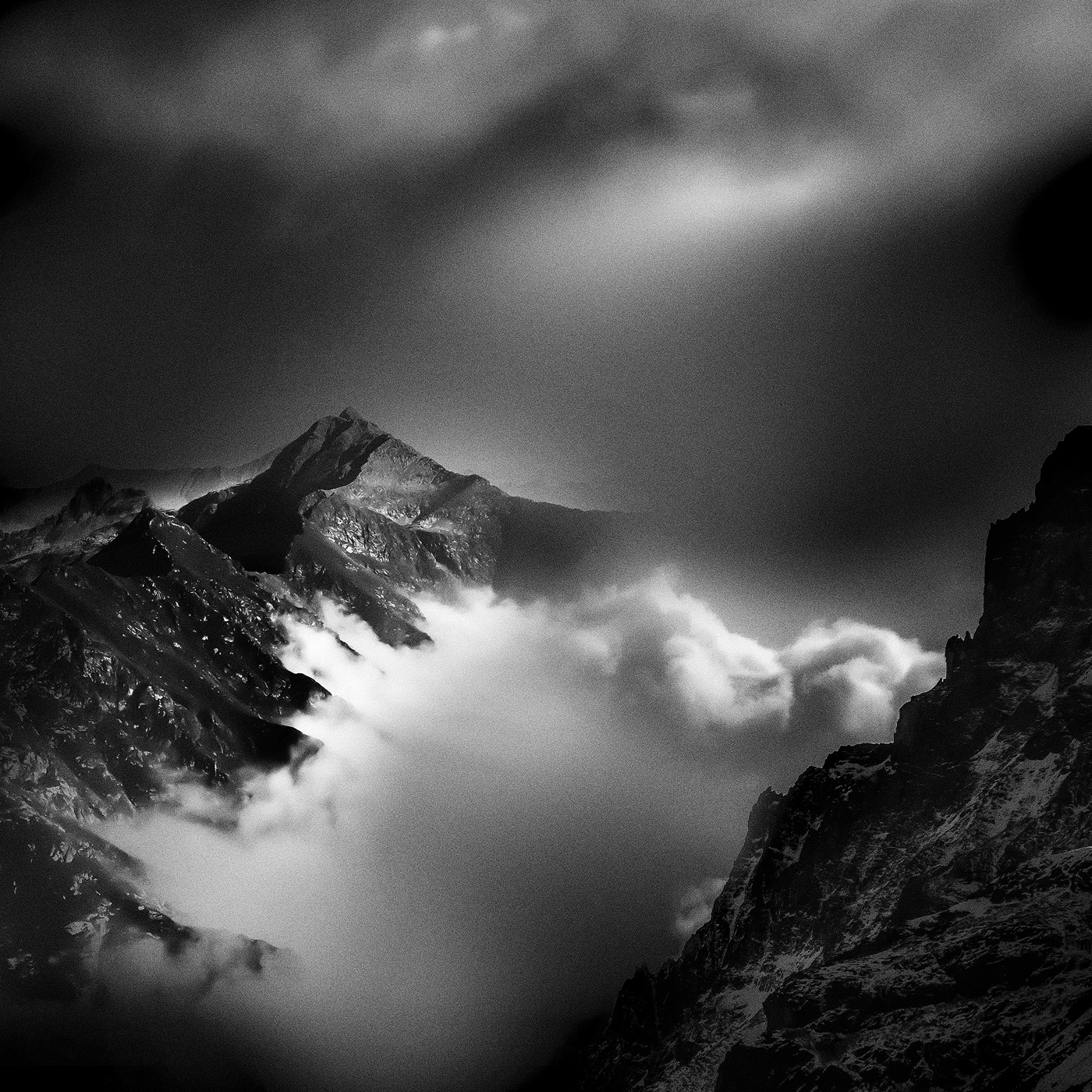 Black Mountain, image 06